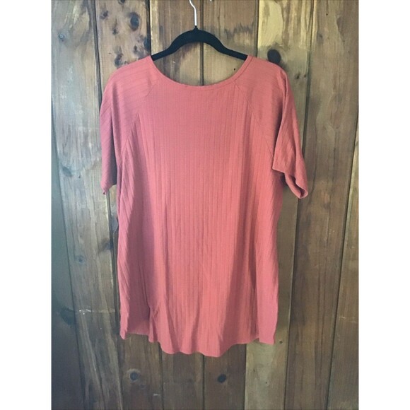 Misia Curvy Top Size 2X Rusty Orange Short Sleeve V Neck Rib Knit Buttons - Picture 6 of 8
